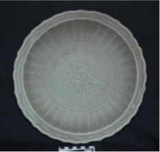 Large Longquan dish with an everted foliated rim from SW1